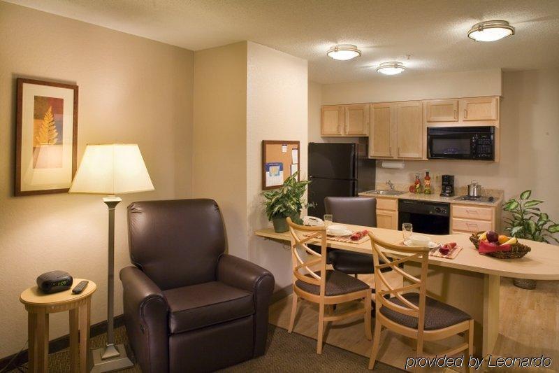 Candlewood Suites Lakewood, An Ihg Hotel Habitación foto