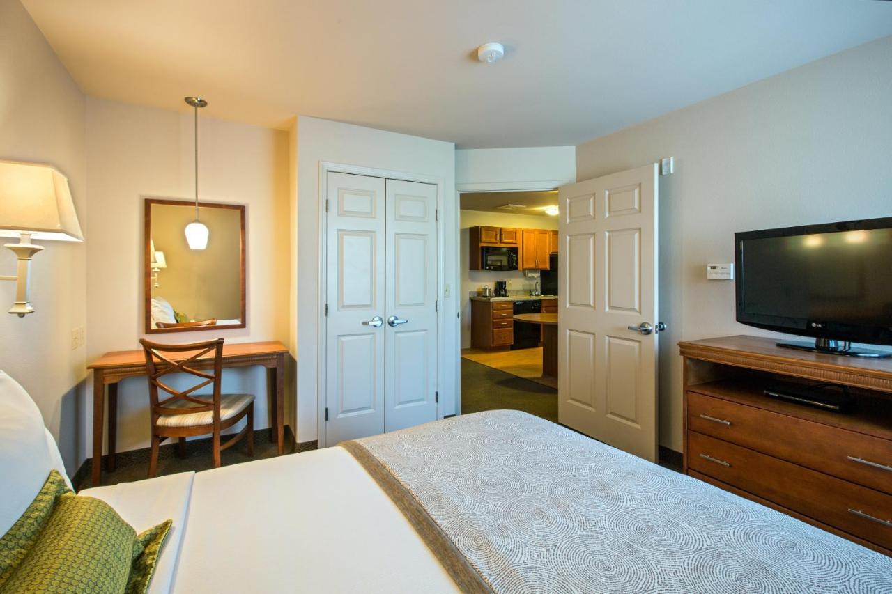 Candlewood Suites Lakewood, An Ihg Hotel Exterior foto